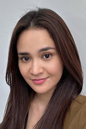 Michelle Ziudith in Payback