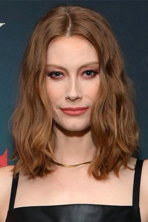 Alyssa Sutherland in The Mental State