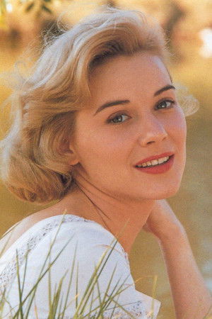 Hope Lange in Before He Wakes