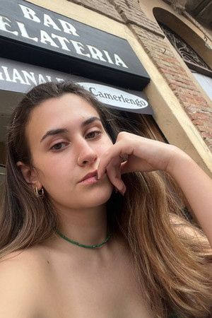 Giuliana Giannocaro in APOTHEOSIS 85