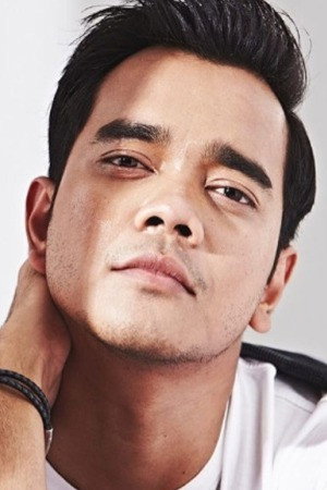 Alif Satar in Island