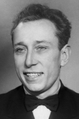 Leonid Khmara in Road to the Stars