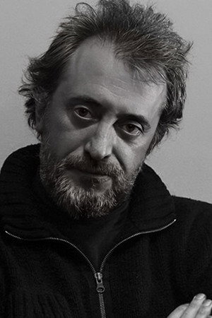Roberto Suárez in Carmen Vidal, mujer detective