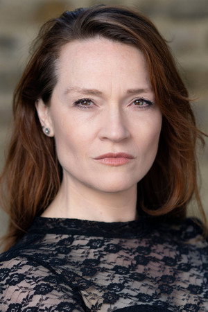 Tina Barnes in Bane