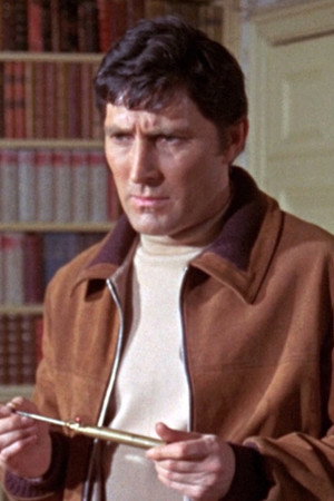 Mark Eden in Curse of the Crimson Altar
