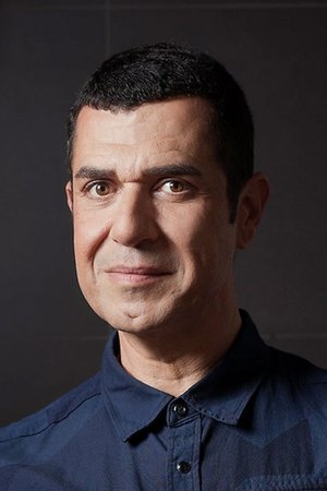 Itzik Cohen in A Matter of Size