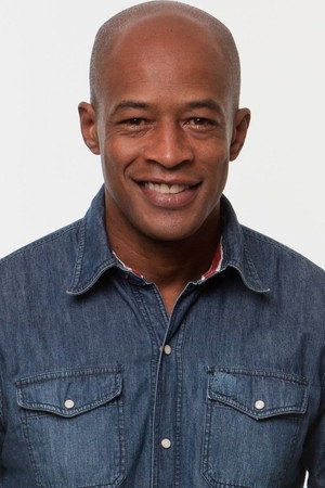 Lui Mendes in 400 Against 1: A History of Organized Crime