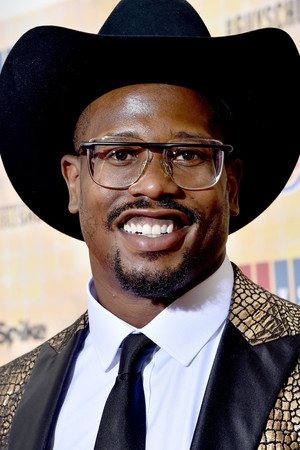 Von Miller in No Experience Required