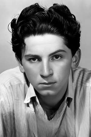 Gabriel Dell in The Escape Artist