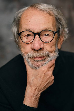 José Martins in Dark