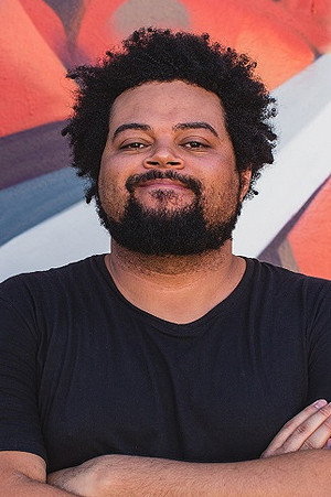 André Novais Oliveira in Da Ponte Pra Cá