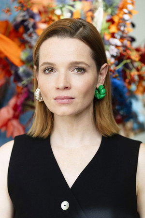 Karoline Herfurth in Kiss Me, Frog