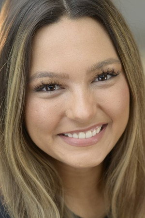 Miranda Nieman in Entropy