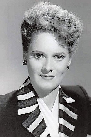 Stephanie Bachelor in Lady of Burlesque