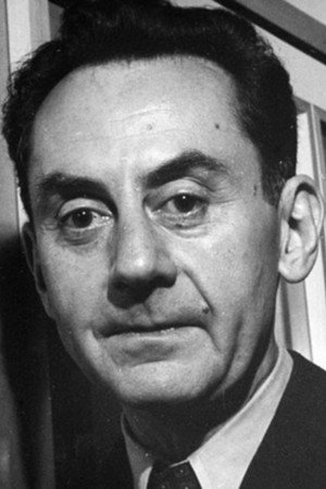 Man Ray in Un été à la Garoupe