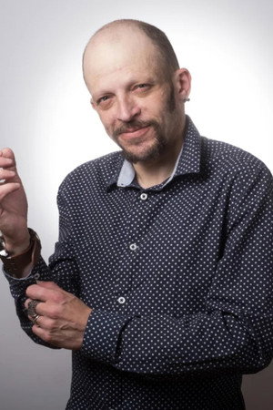 Gareth Berliner in Mog s Christmas