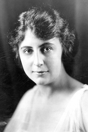 Margaret Greene in The Smugglers