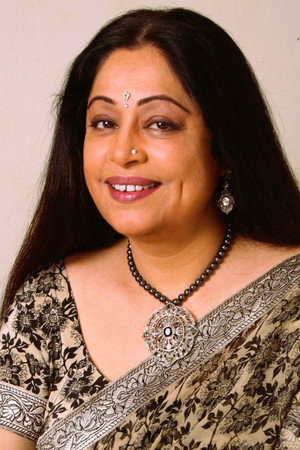 Kirron Kher in Fanaa
