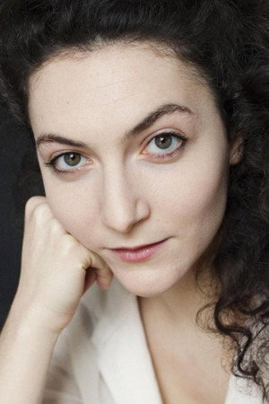 Fanny Bloc in Little Houdini