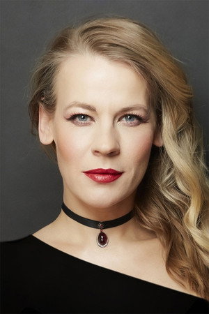 Aleksandra Rebenok in Acid