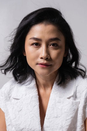 Jenny Zhang in Labinak: They Are Amongst Us