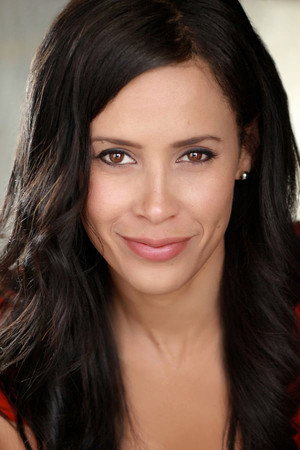 Carmen Gloria Pérez in Following Harry