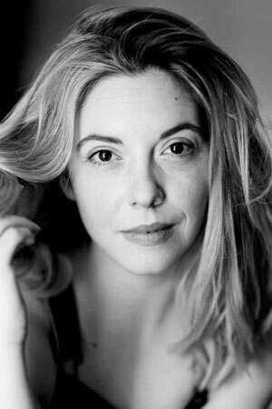 Ophélie Bazillou in Love Thyself