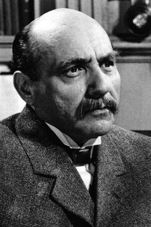 Peter Illing in The Battle of the River Plate