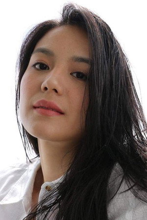 Ritz Azul-Guy in The Hopeful Romantic