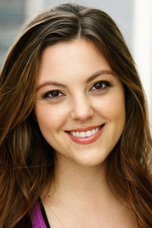Lexi Giovagnoli in Love on the Rise