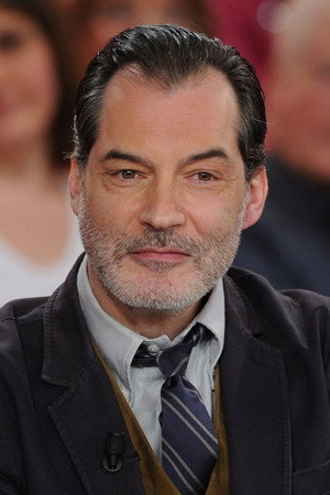 Samuel Labarthe in L'homme qui a fait de Gaulle