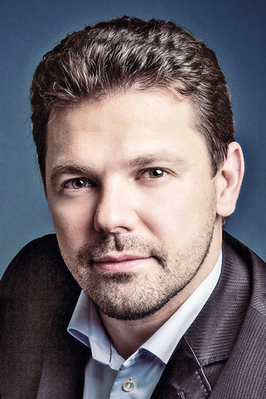 Igor Malinovsky in Confessions in Static