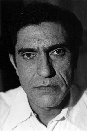 Amrish Puri in Jawab Hum Denge