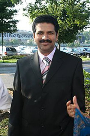 Josekutty Valiyakallumkal in Oru Bilathi Pranayam