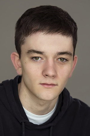 Lewis MacDougall in Boundaries