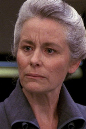 Herta Ware in Critters 2