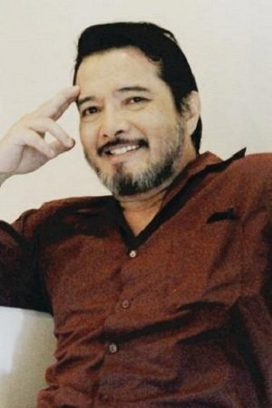 Toby Alejar in Dear Diary