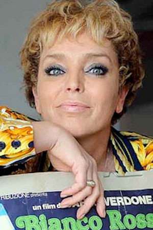Irina Sanpiter in Bianco, rosso e Verdone