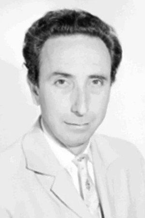 León Barroso in Casi Casados