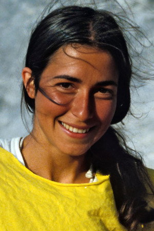 Luisa Iovane in Sahara Vertical