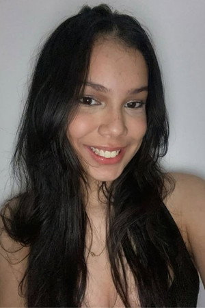 Luana Carriles in To Be A Ghost