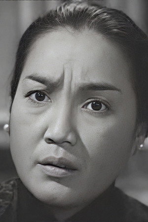 Yung Yuk-Yi in Twin Sisters