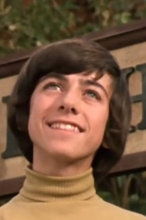 Gary Warren in The Railway Children