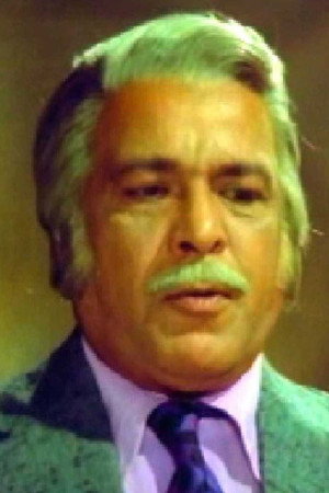 Anwar Hussain in Yakeen