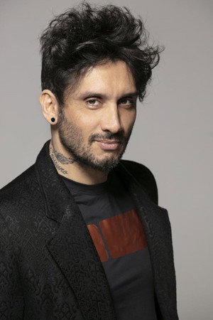 Fabrizio Moro in Loving forever
