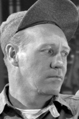 Lee Phelps in Hidden Gold