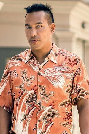 Kainalu Hecomovich in Hoʻomau
