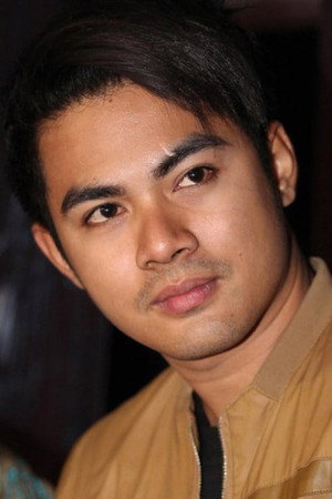 Guntur Triyoga in Kuntilanak Kesurupan