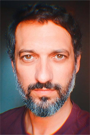 Daniel Volpi in E o Resto é Silêncio