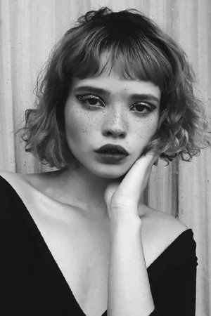 Lia Diwonko in 3xHelô
